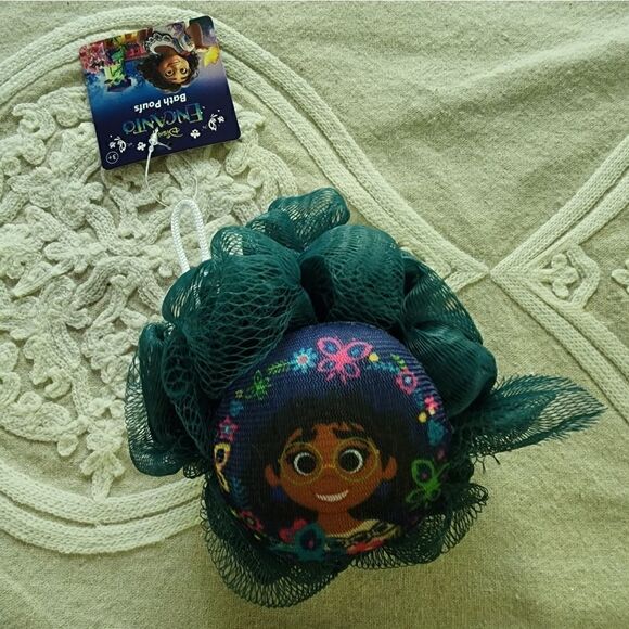 Nwt Encanto Bath Bundle  - Picture 5 of 7